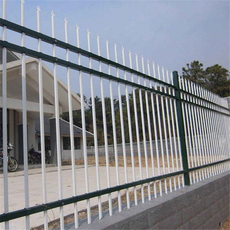 鋅鋼護(hù)欄案例展示圖片3 鋅鋼護(hù)欄案例展示圖片3